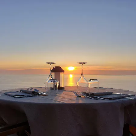 Resort Faro Di Punta Fenaio Campese (Grosseto)